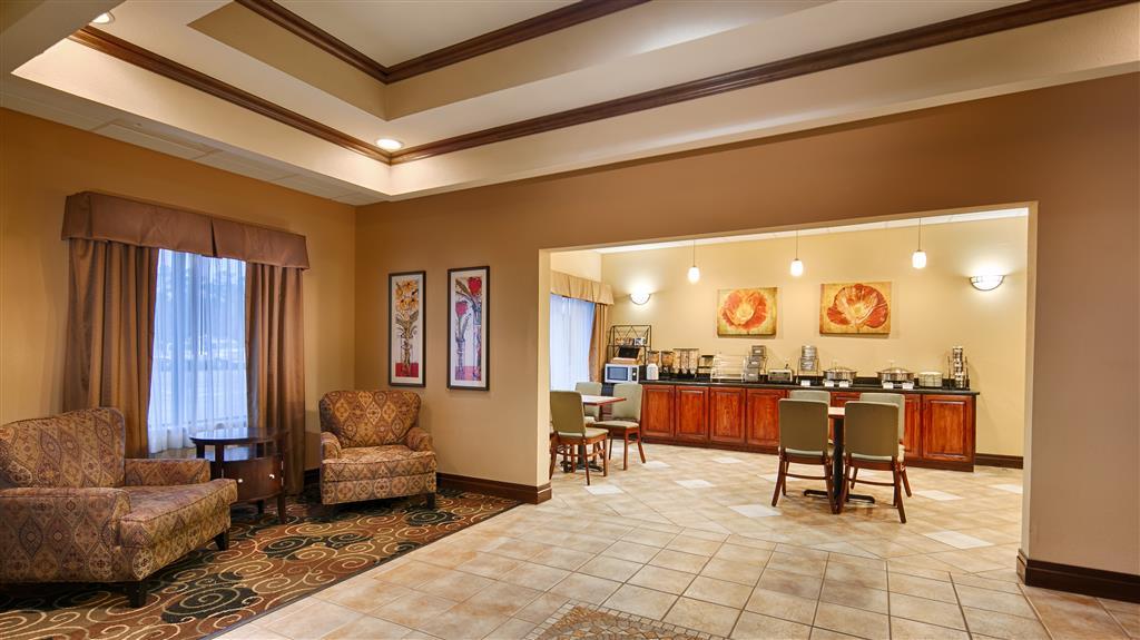 Country & By Radisson, Midway - Tallahassee West 3*