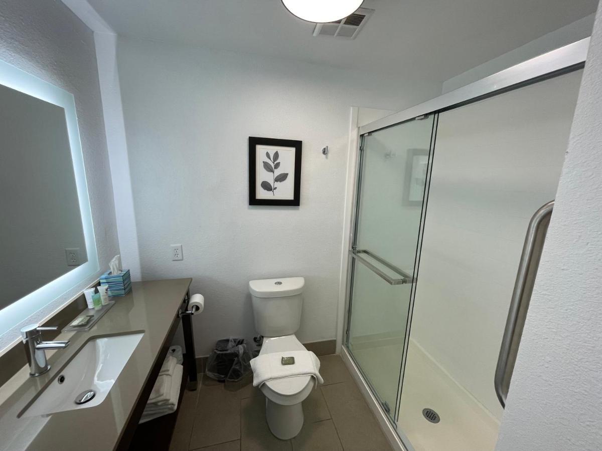 Country & By Radisson, Midway - Tallahassee West