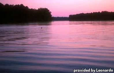 Country & By Radisson, - Tallahassee West Midway (Gadsden County)