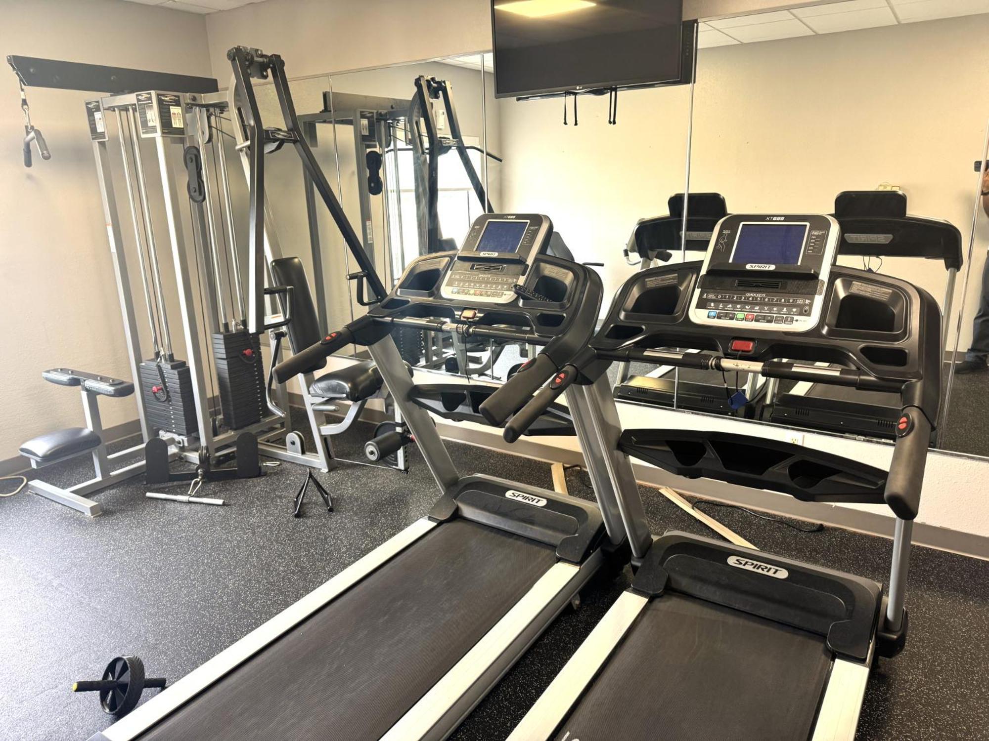Hotel Country & By Radisson, Midway - Tallahassee West