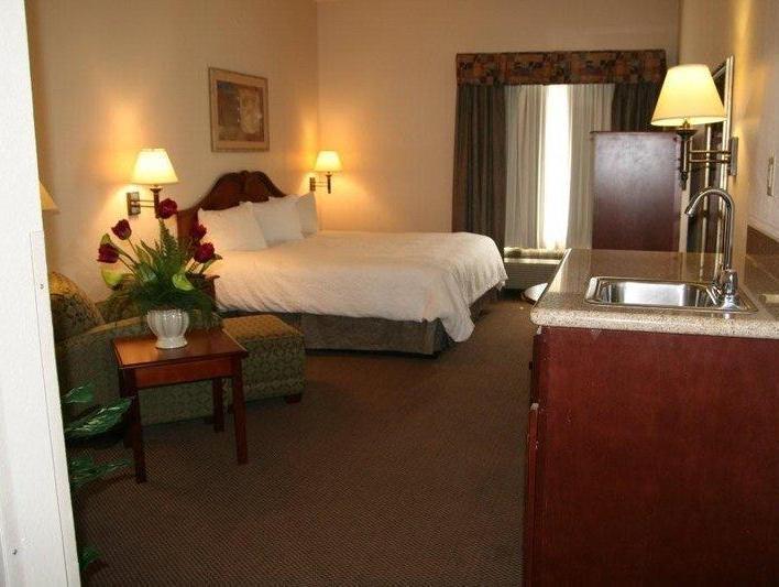 Country & By Radisson, Midway - Tallahassee West Hotel