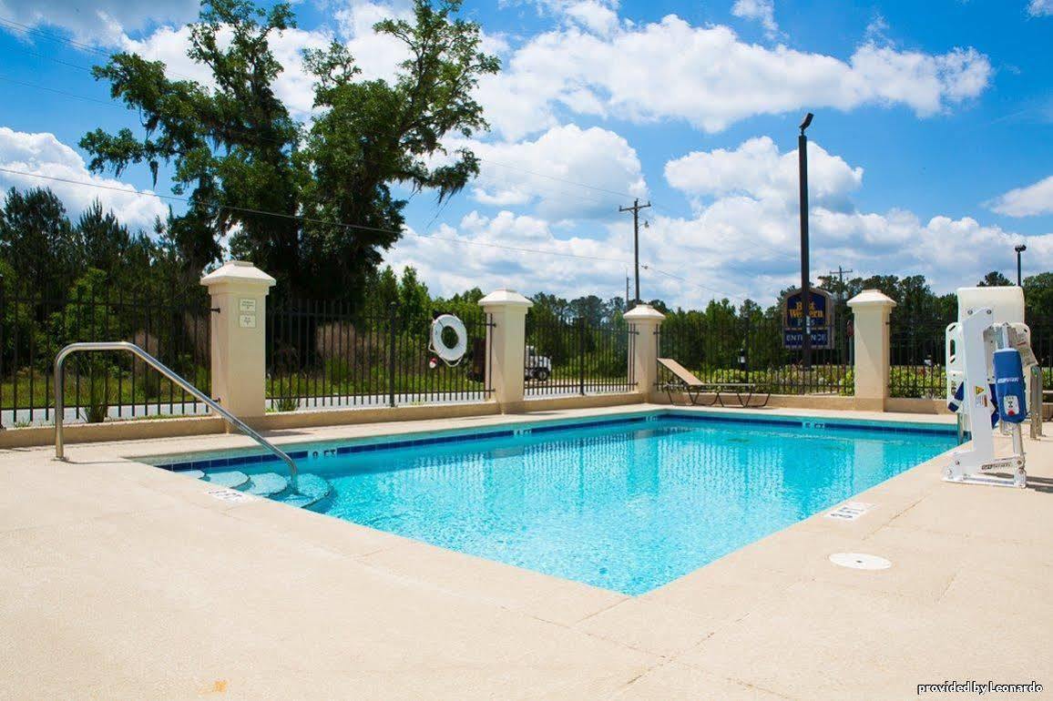 Country & By Radisson, - Tallahassee West Hotel 3*