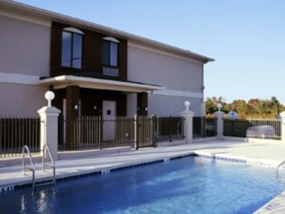 Hotel Country & By Radisson, Midway - Tallahassee West